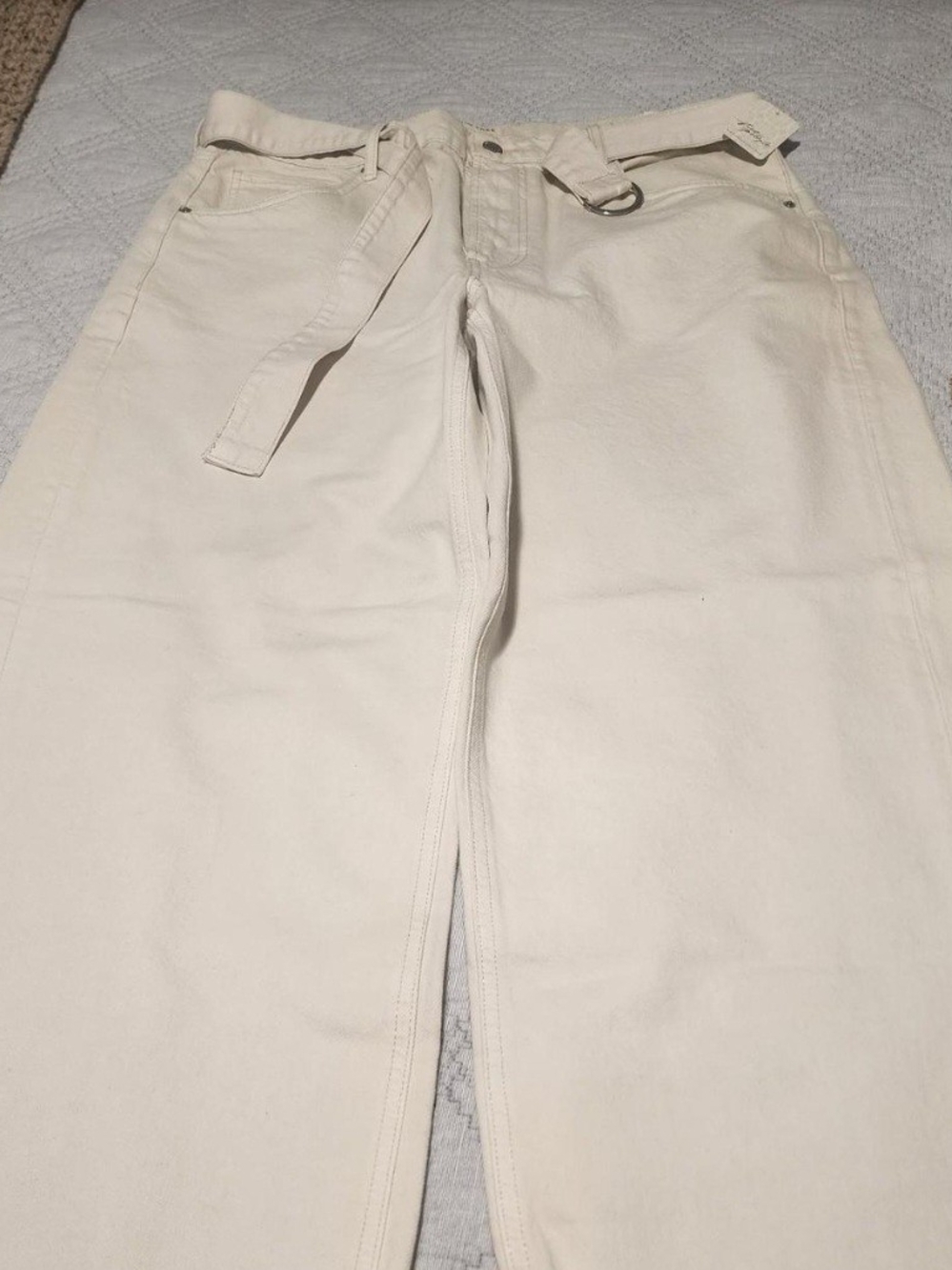 We The Free Women Cream Cotton Belted Jeans
